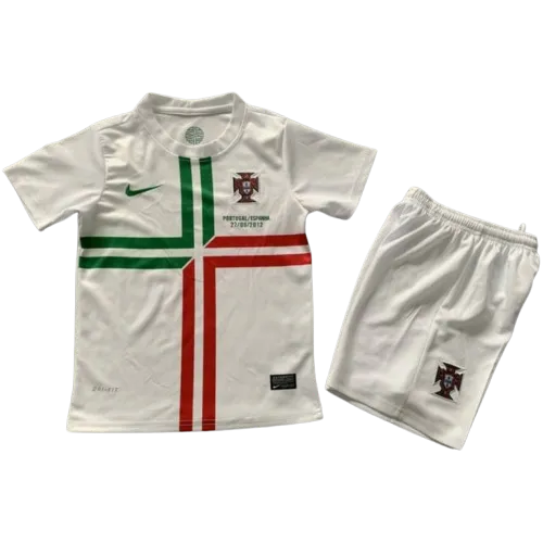 Enfant Portugal extérieur Retro maillot UEFA Euro Cup 2012
