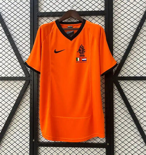 Pays-Bas Domicile Retro 2000