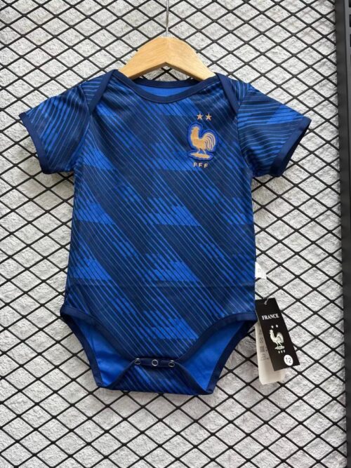 Body Bébé - France - coupe du monde 2026 - taille de 6 à 24 mois sur whatsapp