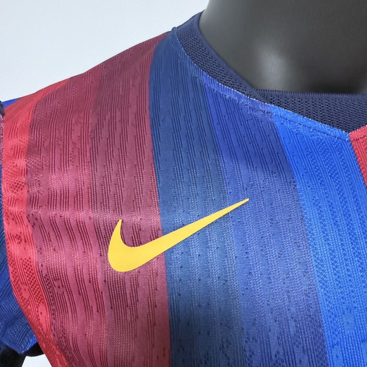 FC Barcelone Maillot Domicile 2026-27 – Version Joueur – Image 6