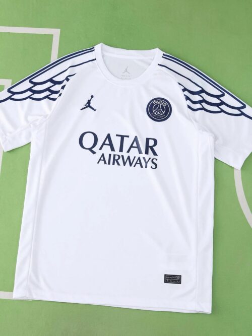 PSG Paris édition spéciale maillot White avec les ailes maillot 25-26